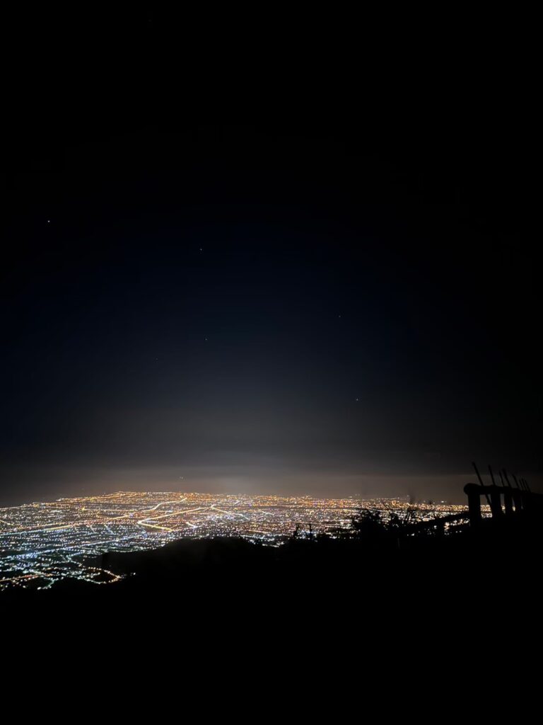 宜蘭抹茶山夜景